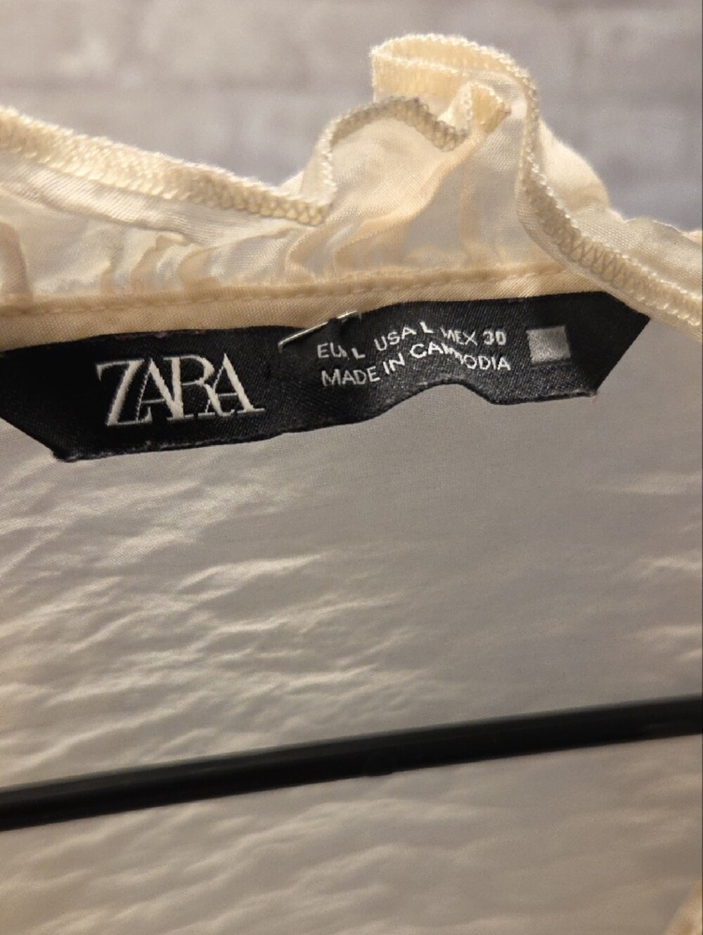 Zara Cream Ruffle-Trim Button Front Blouse - Picture 3 of 8